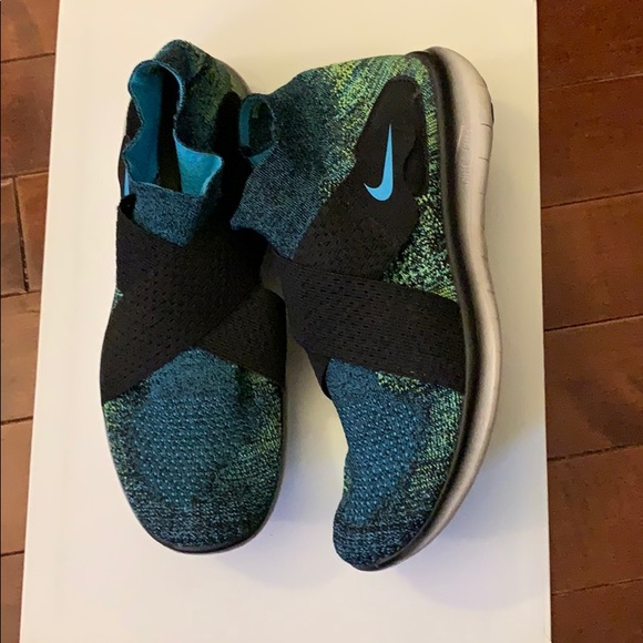Nike FREE Flynit Green Blue Gradient Sneakers - 12 - Picture 1 of 8
